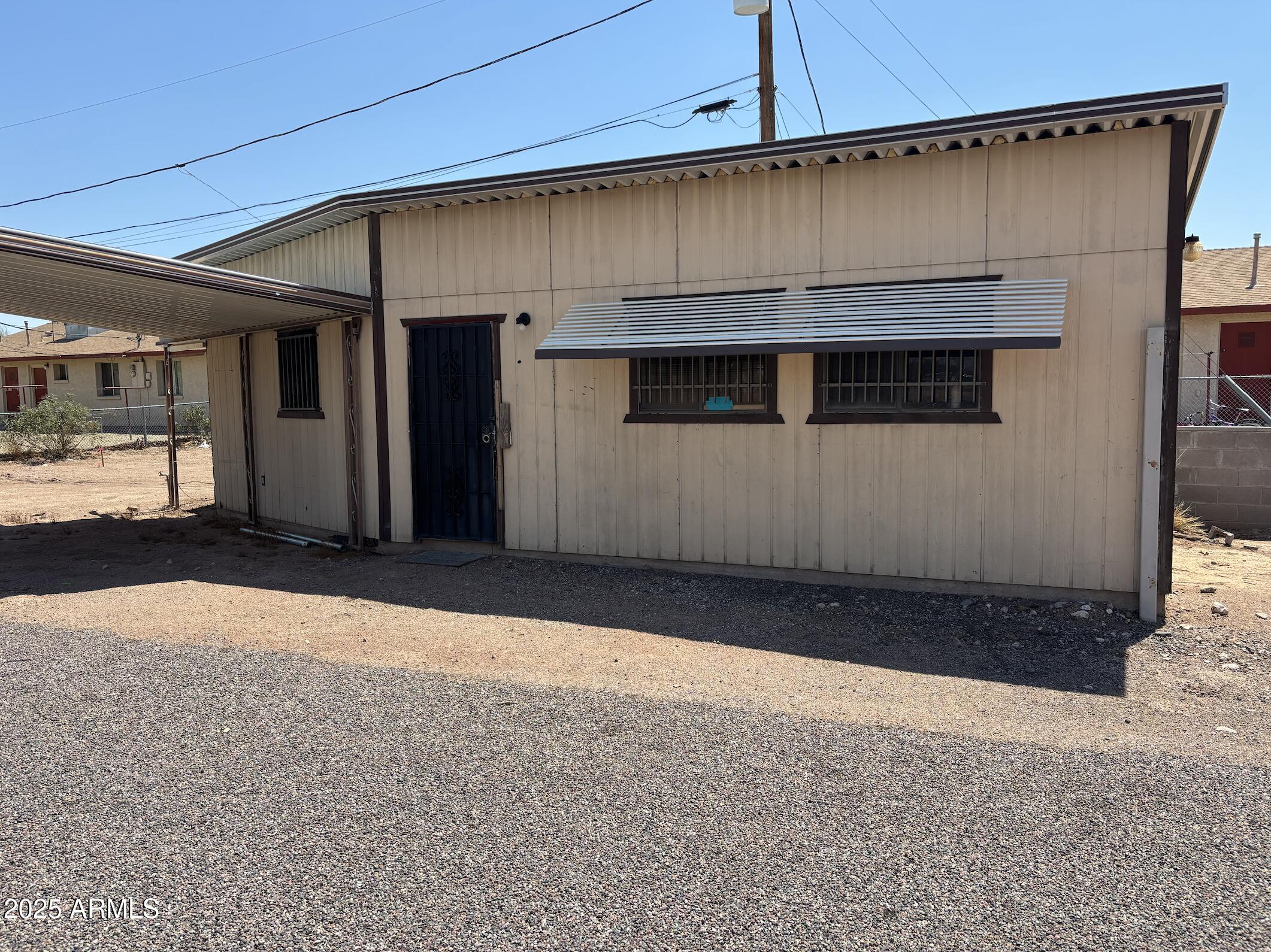 685 S TOMAHAWK Road -