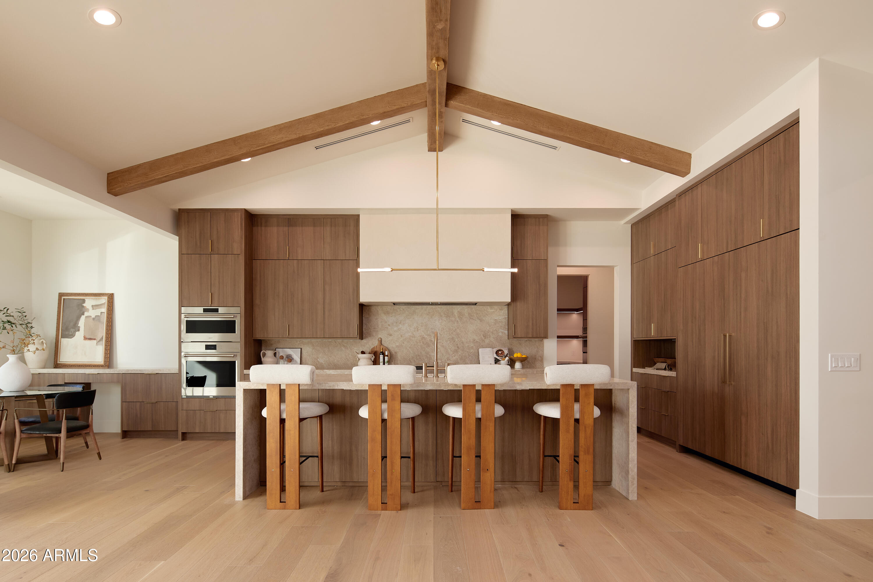 2901 E PIERSON Street