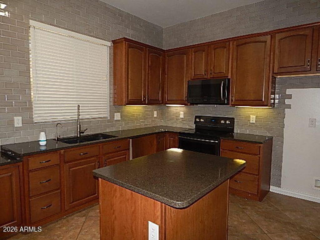 Photo of 13641 S 180th Avenue, Goodyear, AZ 85338 (MLS # 7023476)