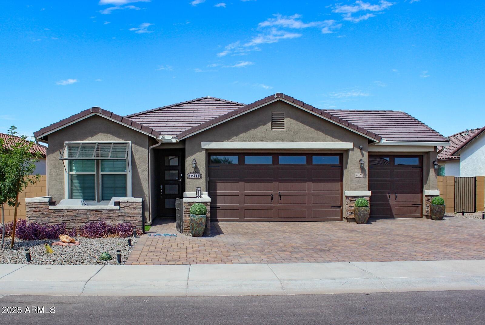 40215 W HALEY Drive