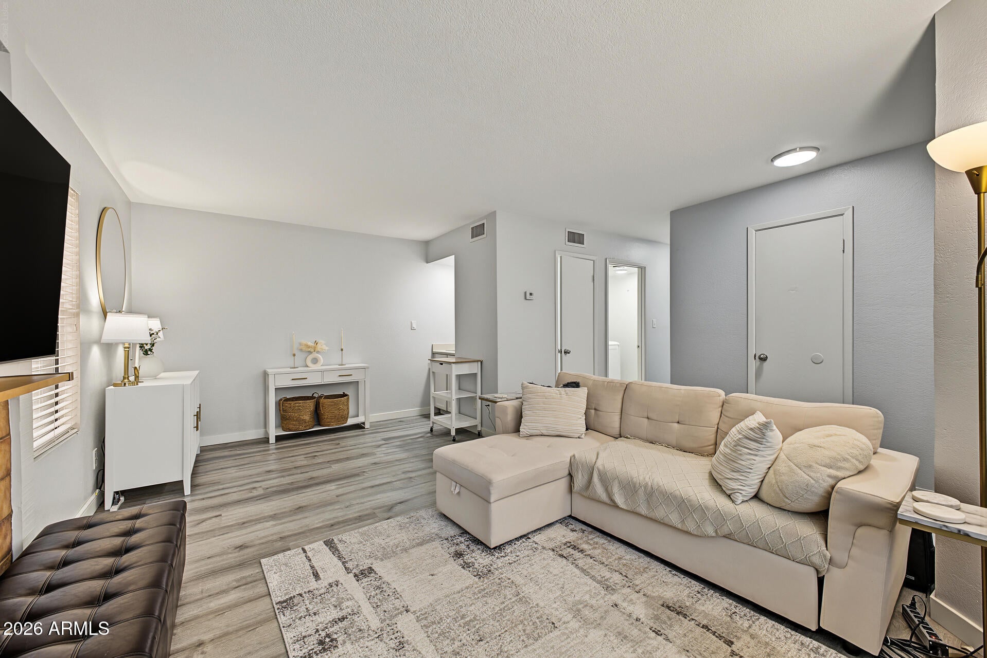2121 S PENNINGTON -- 8