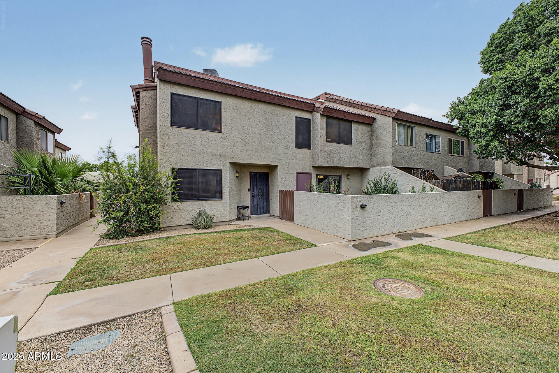 2121 S PENNINGTON -- 8