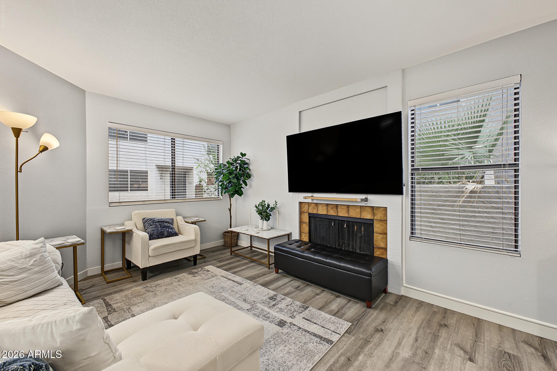 2121 S PENNINGTON -- 8