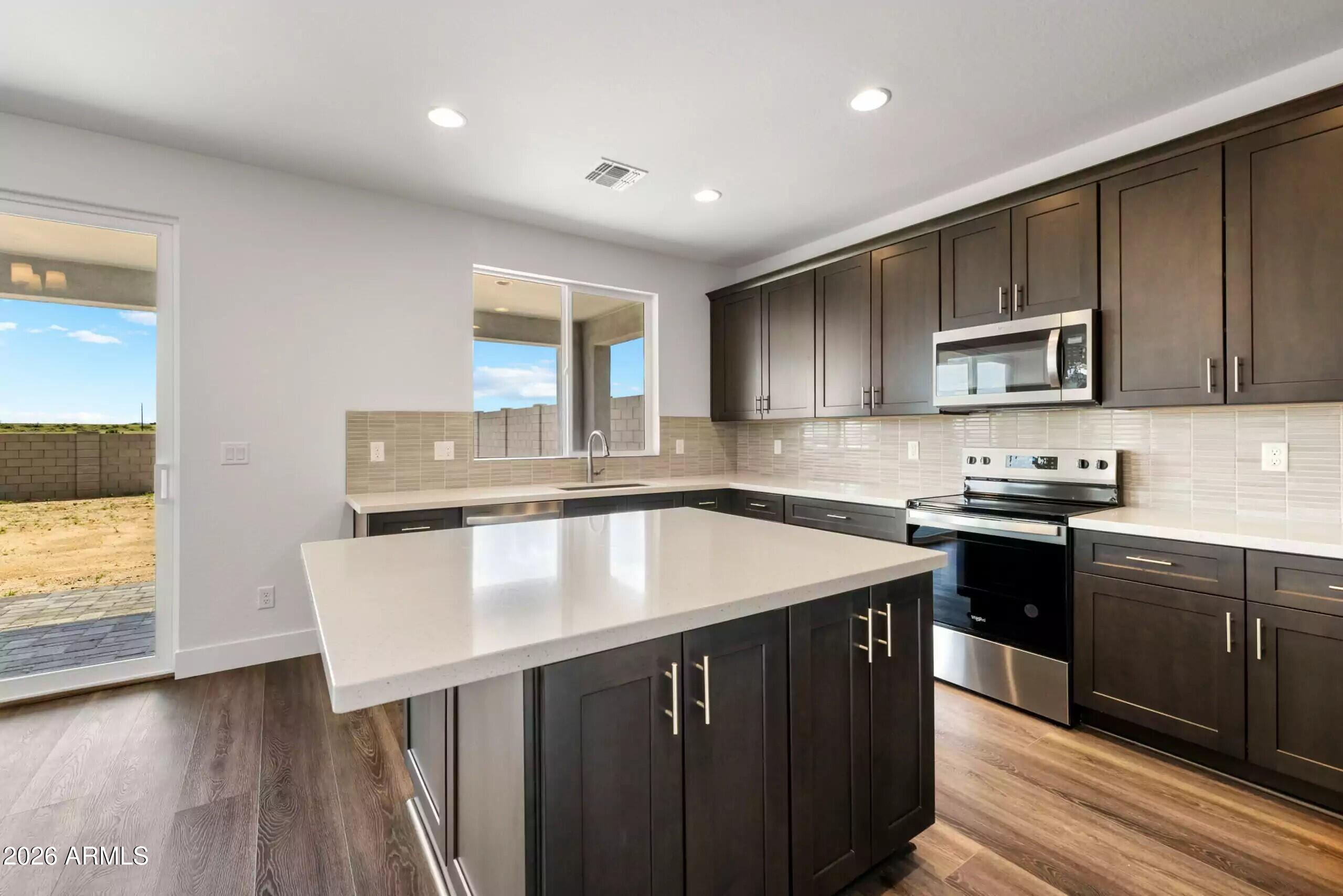 7555 E Louie Lane