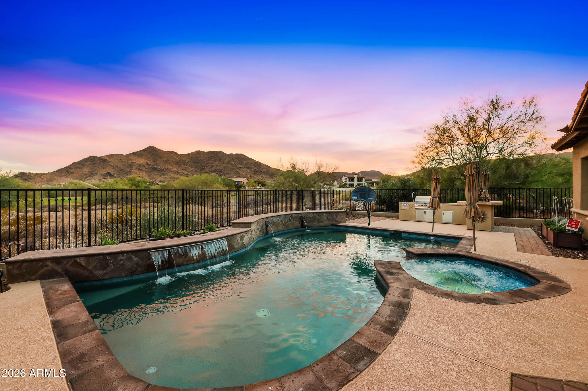 21433 W MULE DEER Way