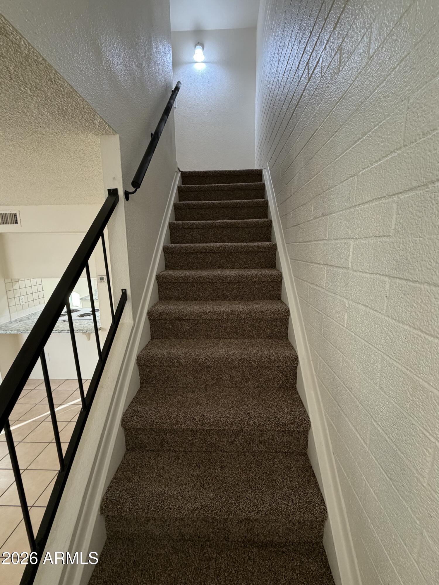 6817 W DEVONSHIRE Avenue