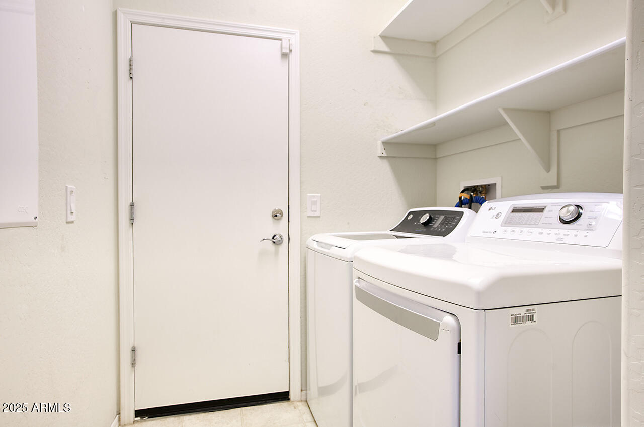 Buckeye, Arizona 85396, United States, 3 Bedrooms Bedrooms, ,2 BathroomsBathrooms,Residential,Active,11450