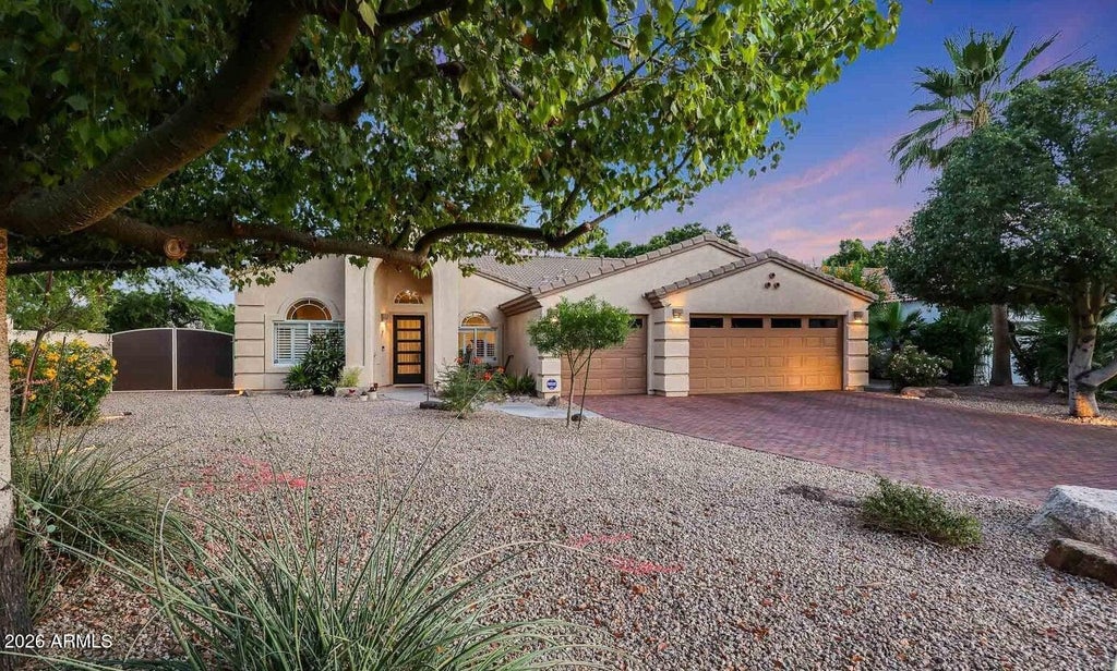 Photo of 6371 W Tonopah Drive, Glendale, AZ 85308 (MLS # 7090653)