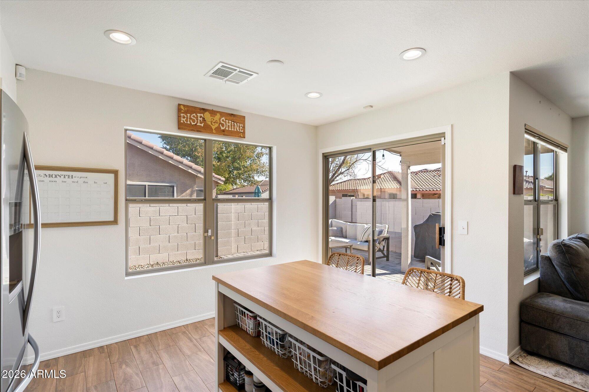 716 E ROSE MARIE Lane