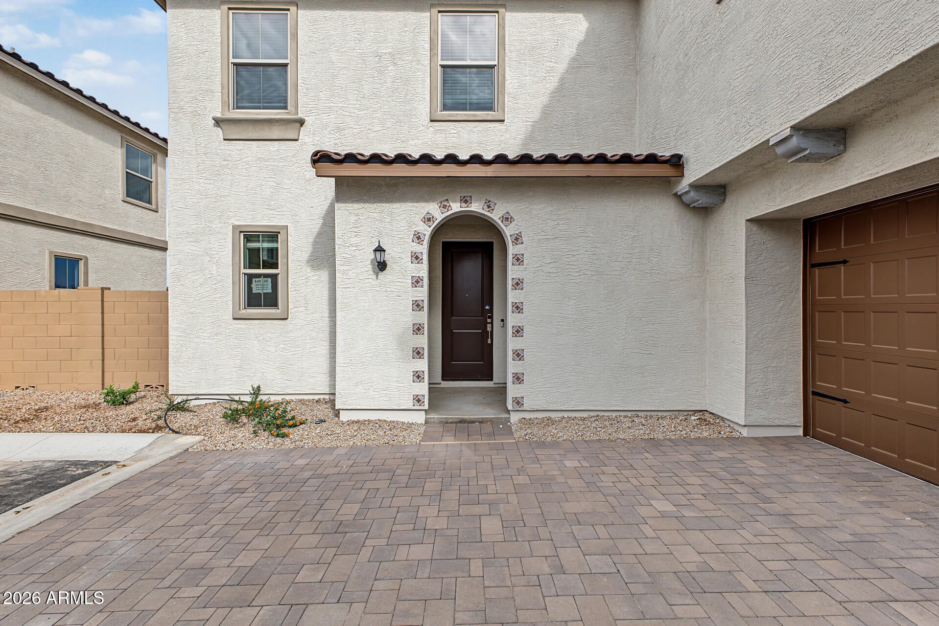 2281 S Swan Court