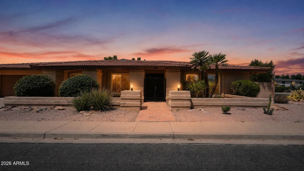 Photo of 2702 S El Paradiso, Mesa, AZ 85202 (MLS # 7073405)
