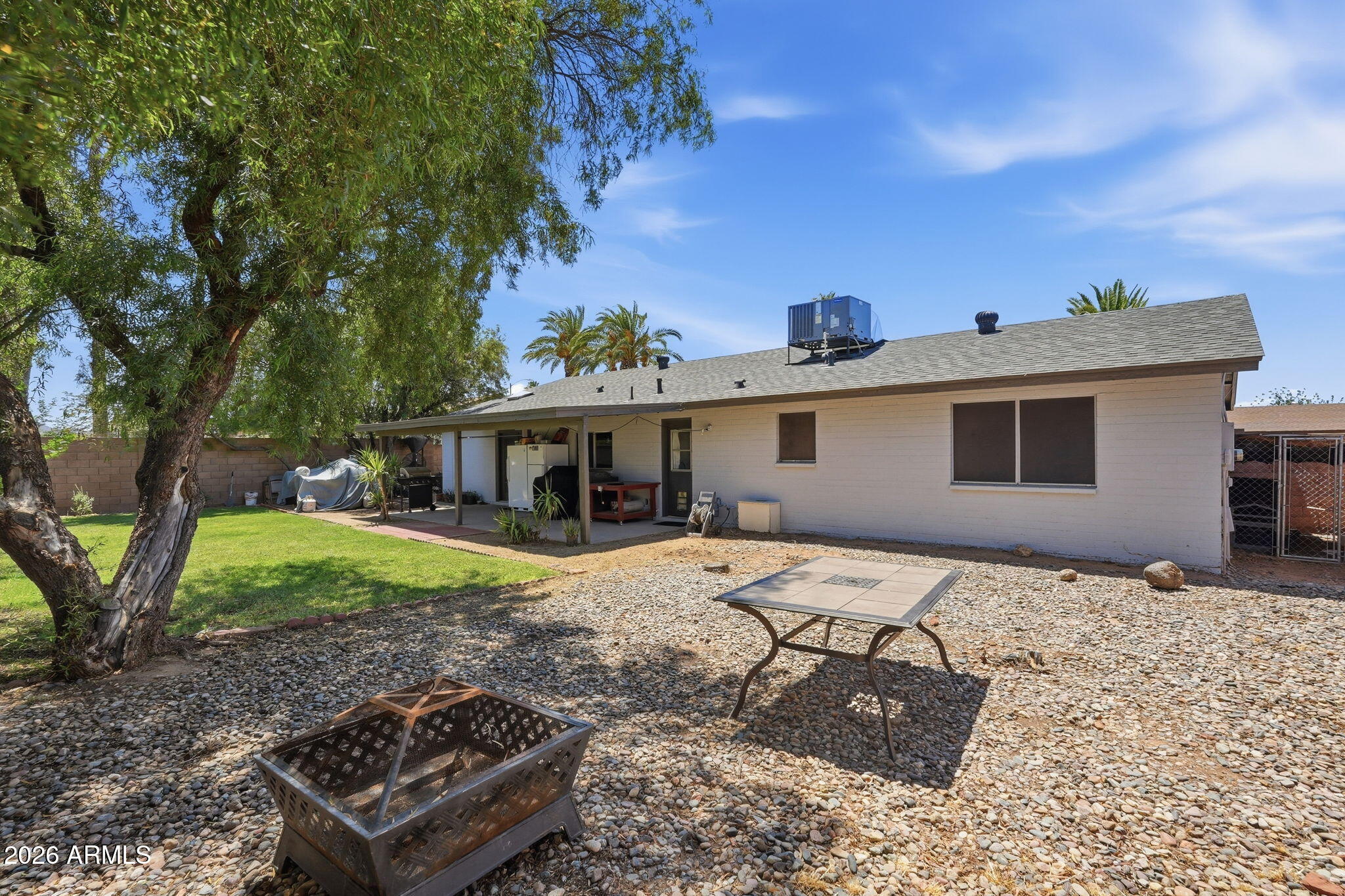 4150 W LAUREL Lane