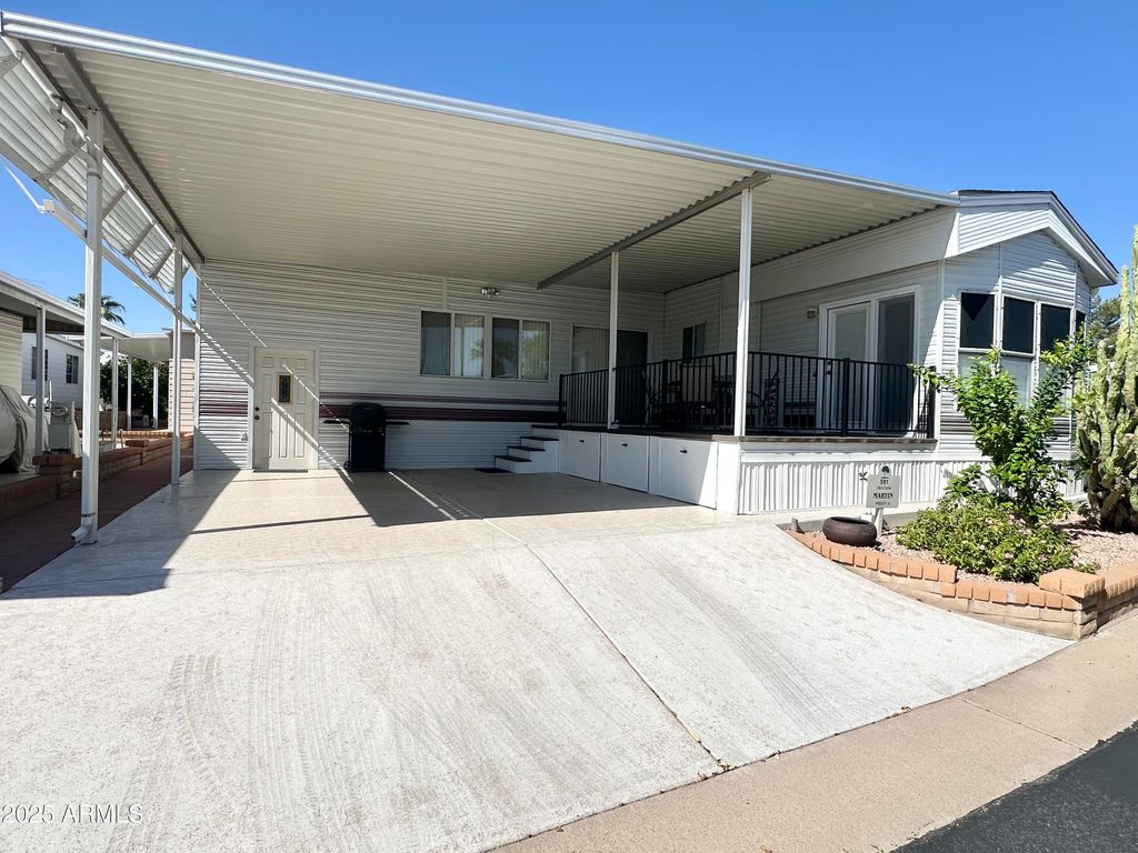 Photo of 111 S Greenfield Road #591, Mesa, AZ 85206 (MLS # 6926740)