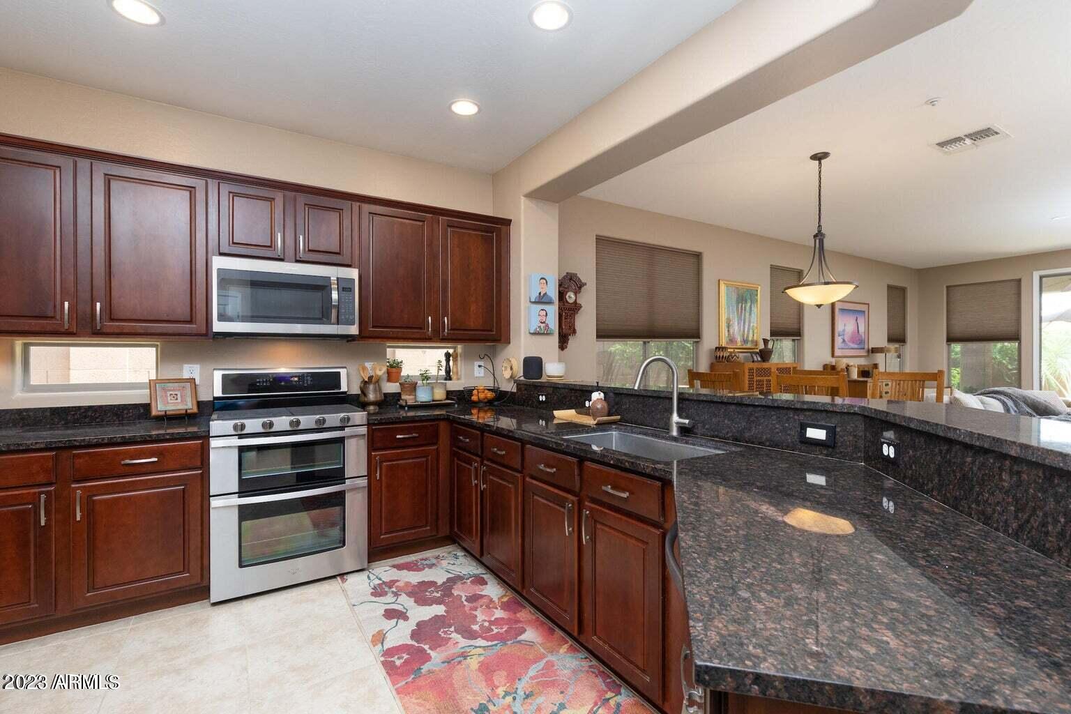 7159 W DESERT MIRAGE Drive