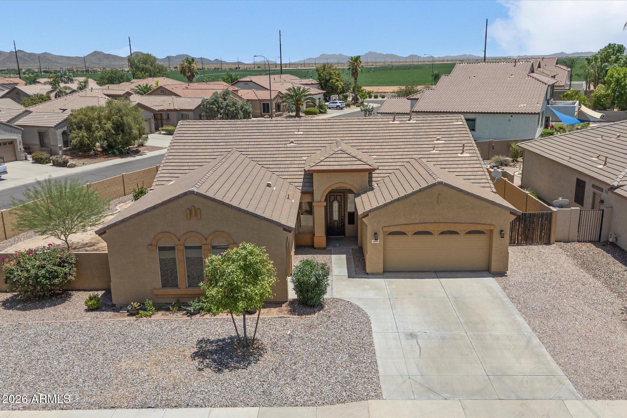 2619 E Hazeltine Way