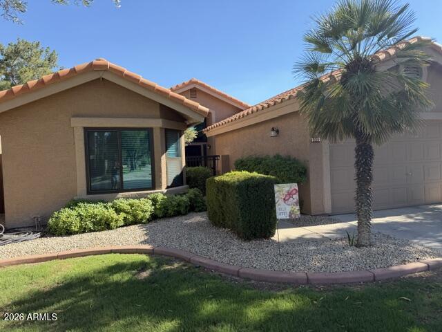 5013 E WALTANN Lane