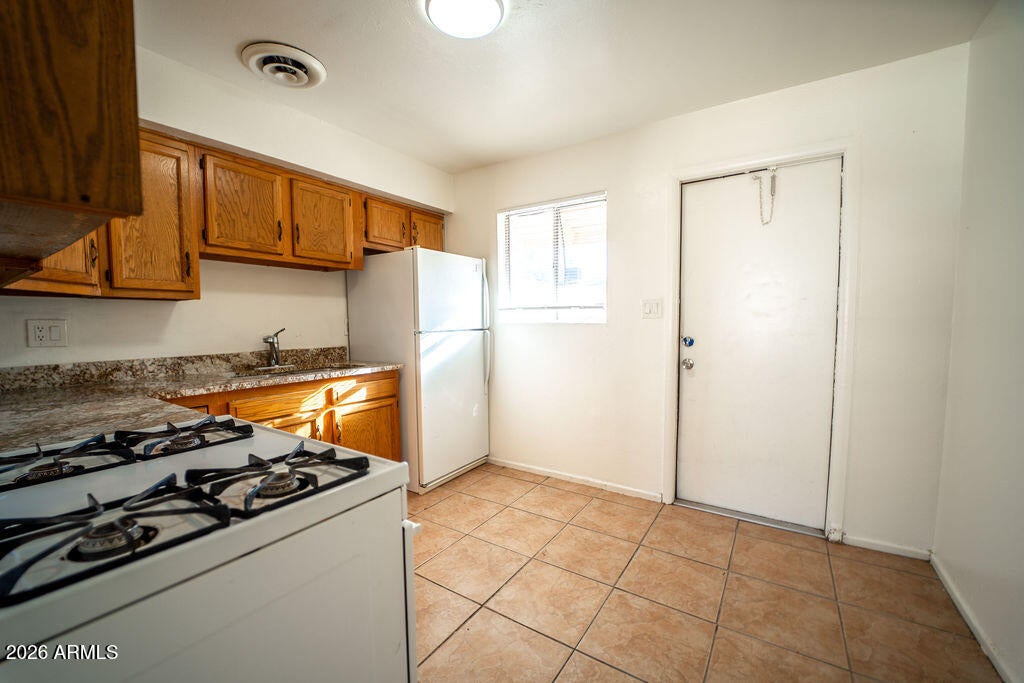 181 W KESLER Lane