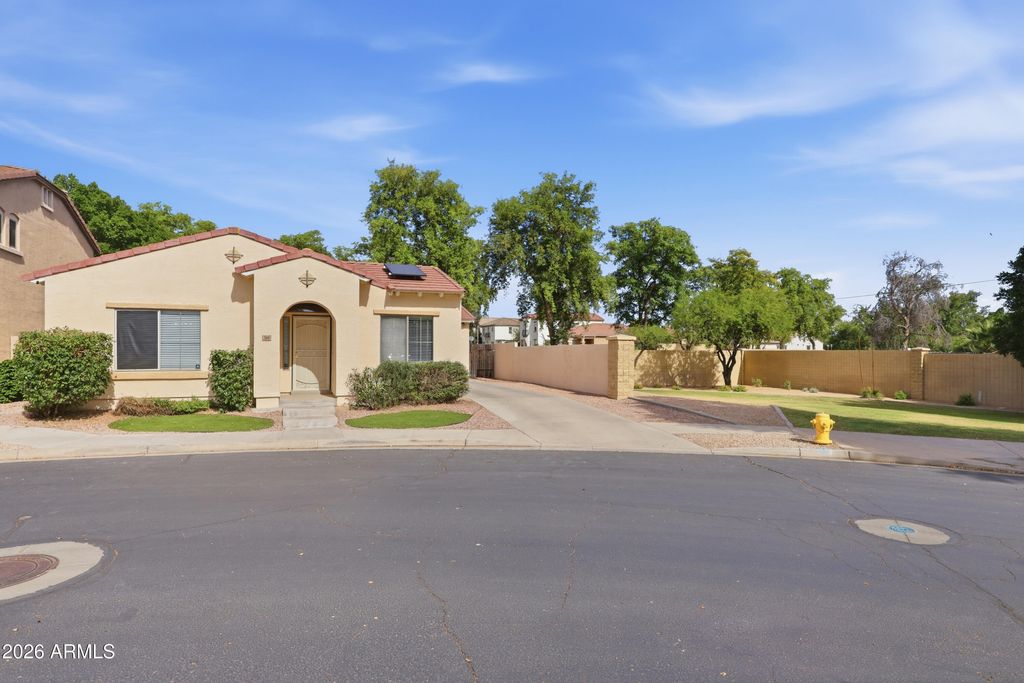 Photo of 209 N 76th Place, Mesa, AZ 85207 (MLS # 7024036)