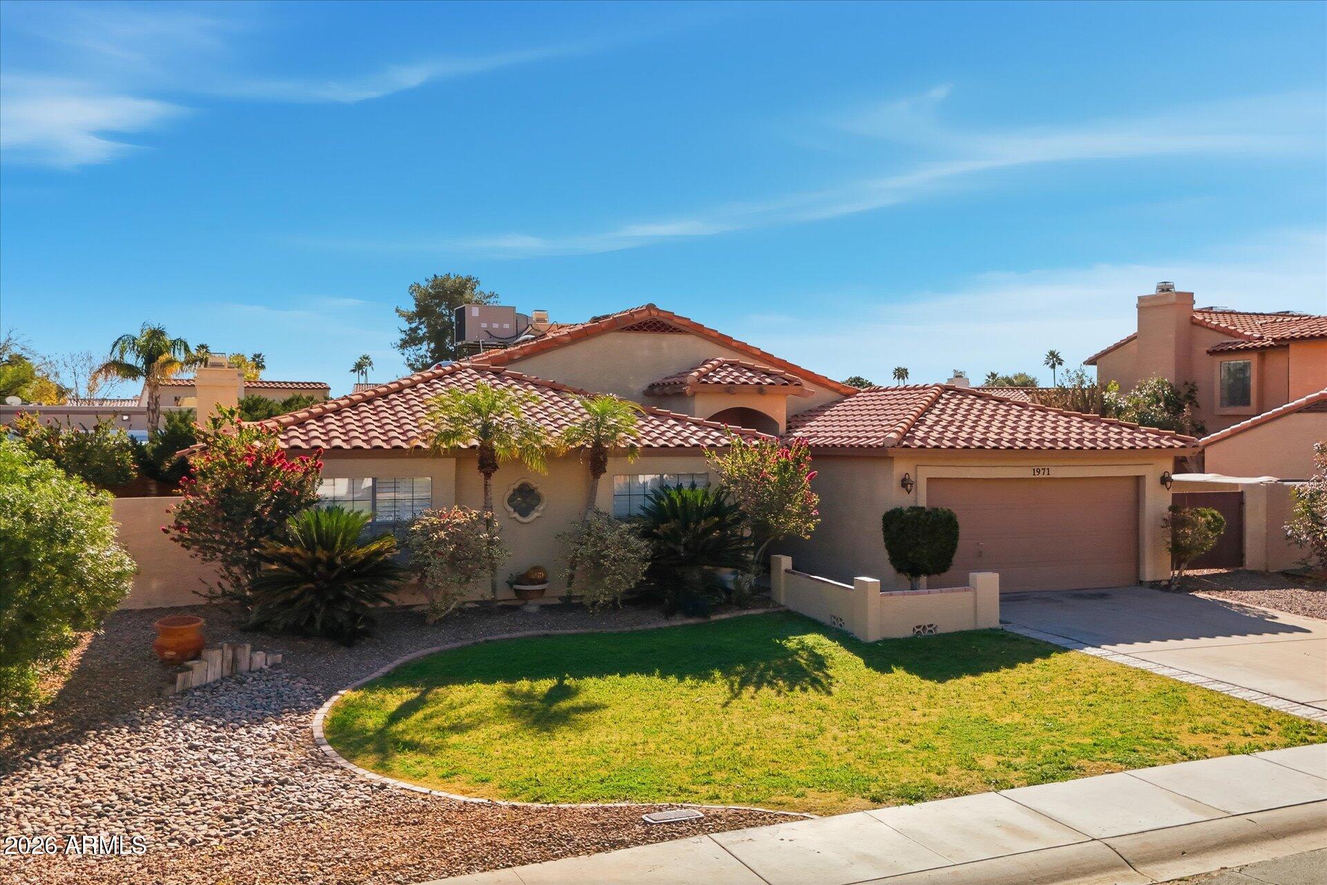 1971 E BUENA VISTA Drive