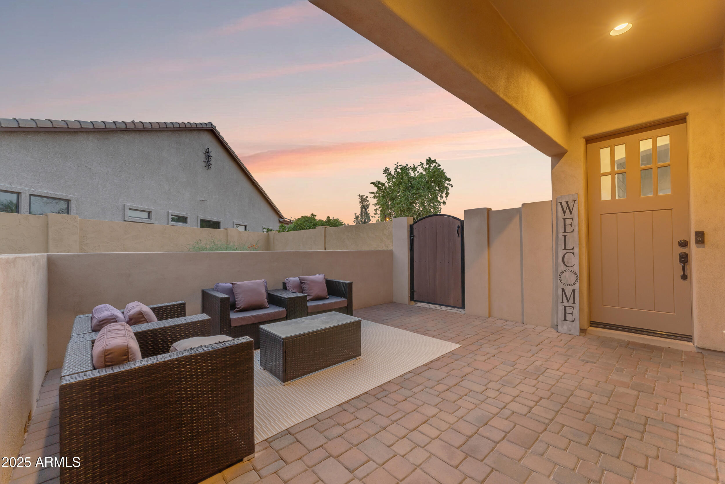 8318 E INGRAM Street