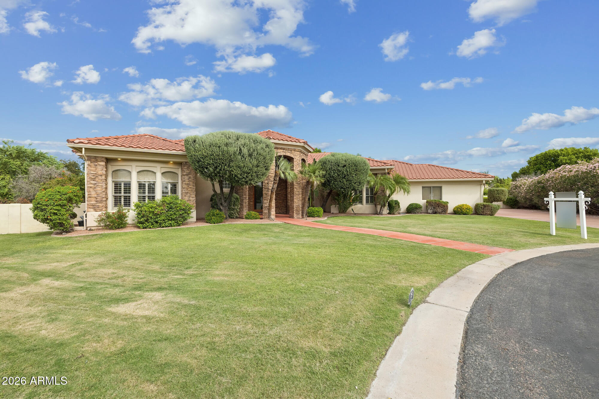 3950 E MCLELLAN Road 15