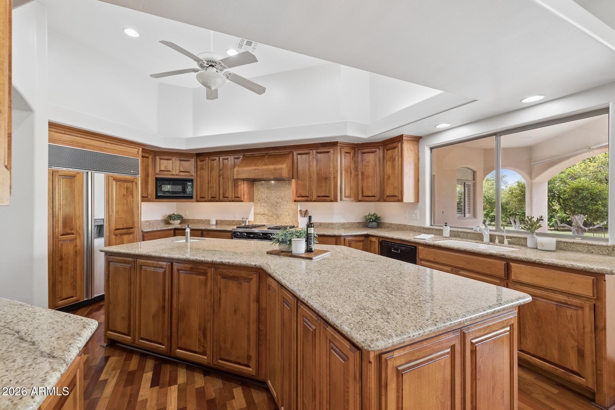 3950 E MCLELLAN Road 15