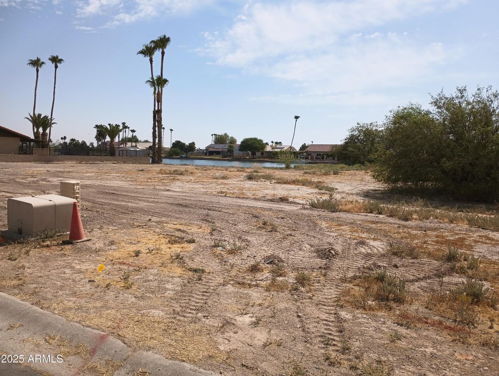 Photo of 15899 S Kona Circle #811, Arizona City, AZ 85123 (MLS # 6895471)