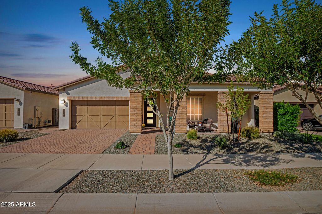 Photo of 21100 E Swan Drive, Queen Creek, AZ 85142 (MLS # 6934427)
