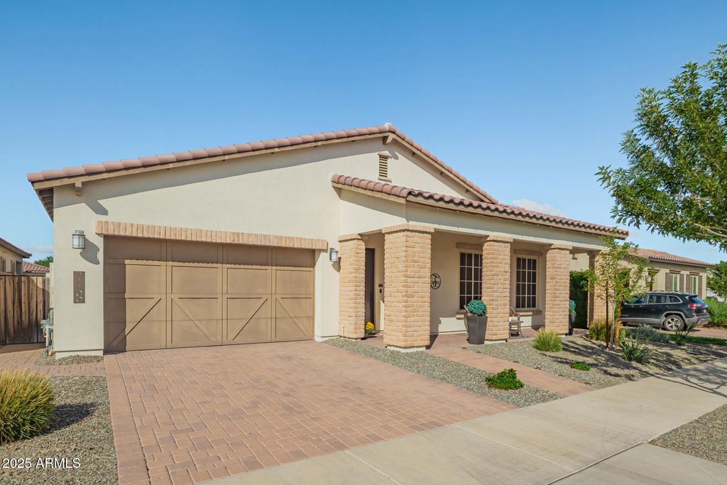 Photo of 21100 E Swan Drive, Queen Creek, AZ 85142 (MLS # 6934427)
