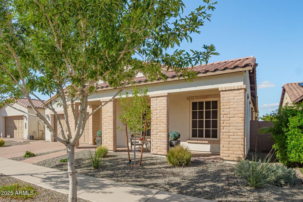 Photo of 21100 E Swan Drive, Queen Creek, AZ 85142 (MLS # 6934427)