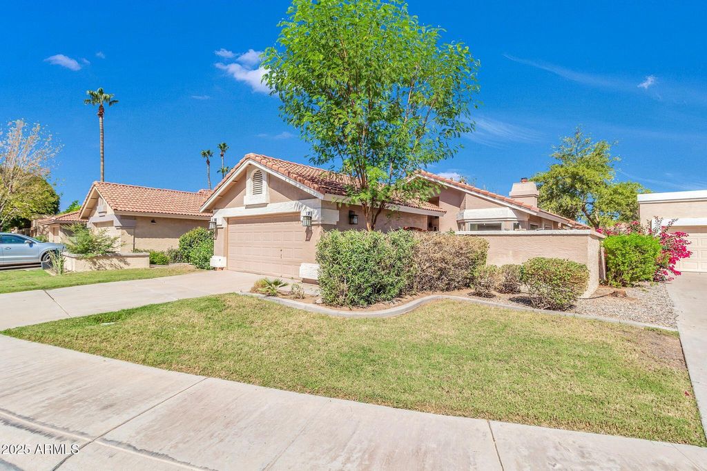 Photo of 918 W Barbados Drive, Gilbert, AZ 85233 (MLS # 6928956)