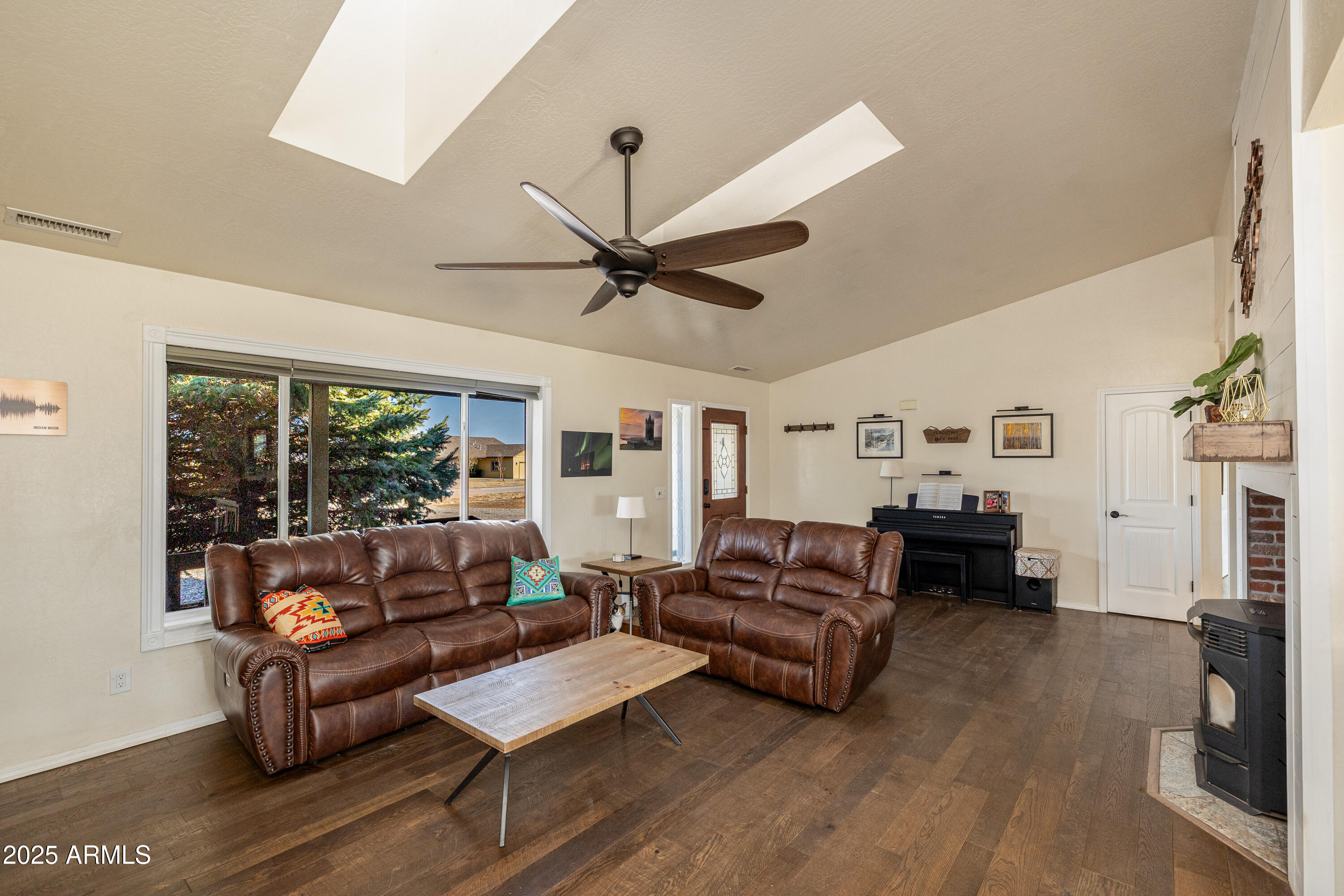 8280 N Lookout View Trail