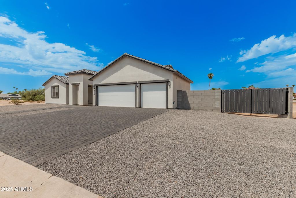Photo of 10420 W San Lazaro Drive, Arizona City, AZ 85123 (MLS # 6892916)