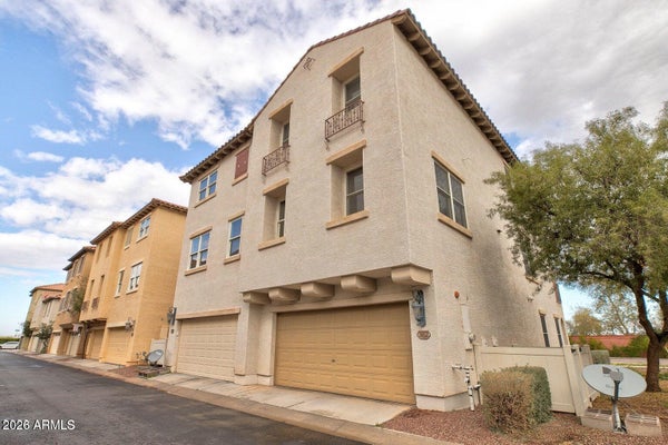 3652 E HORACE DR, GILBERT, AZ 85296 - Image 082fa69e8c91d835bbfa363efdc97040/3195996432