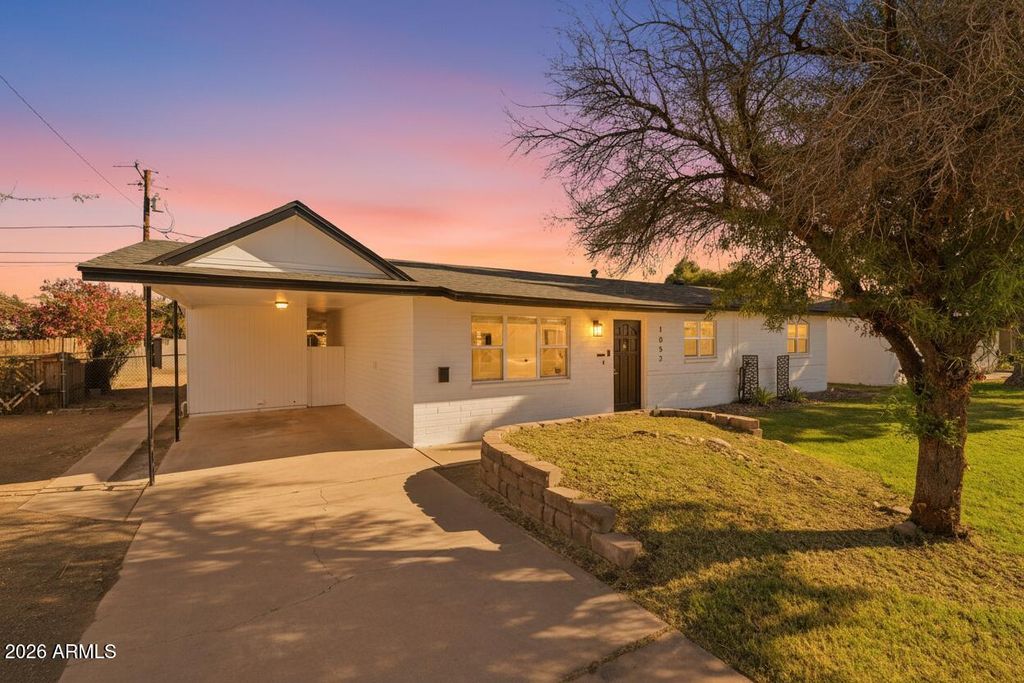 Photo of 1052 W Elna Rae Street, Tempe, AZ 85281 (MLS # 7000895)