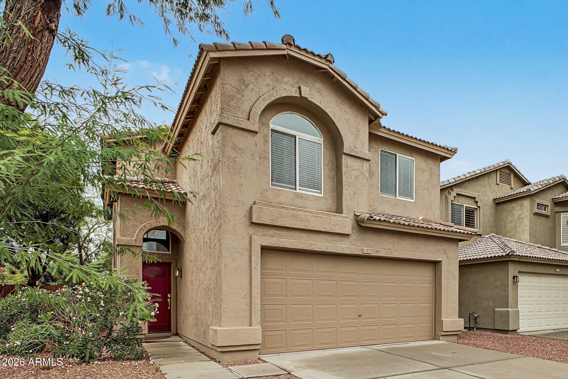 1927 E WILLIAMS Drive