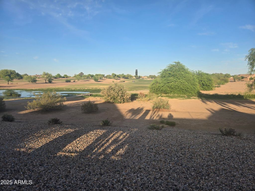 Photo of 21563 N Greenway Road, Maricopa, AZ 85138 (MLS # 7001829)