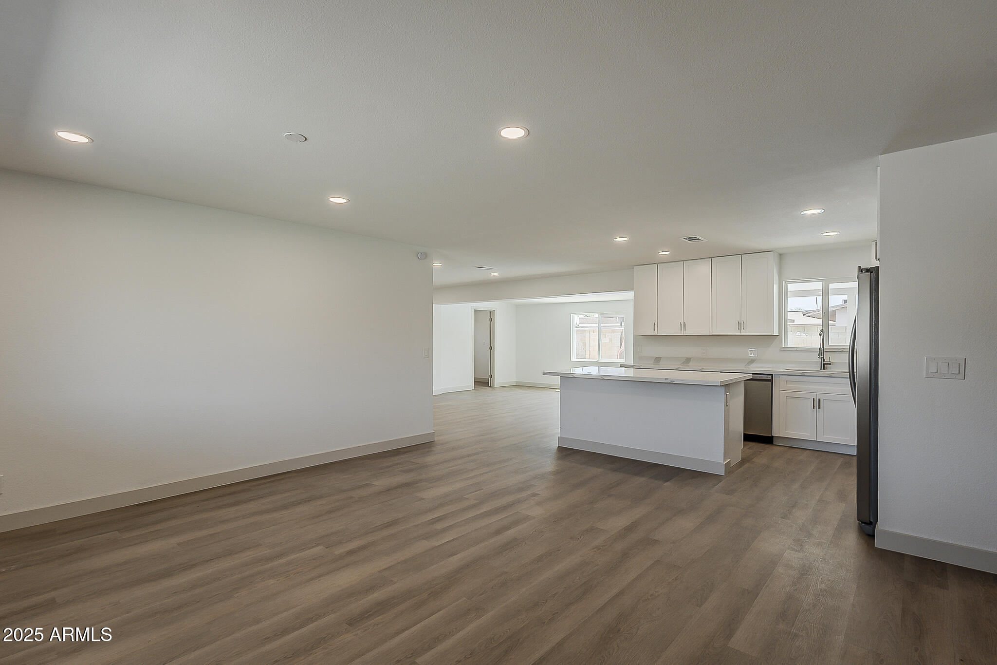 727 N BEVERLY --