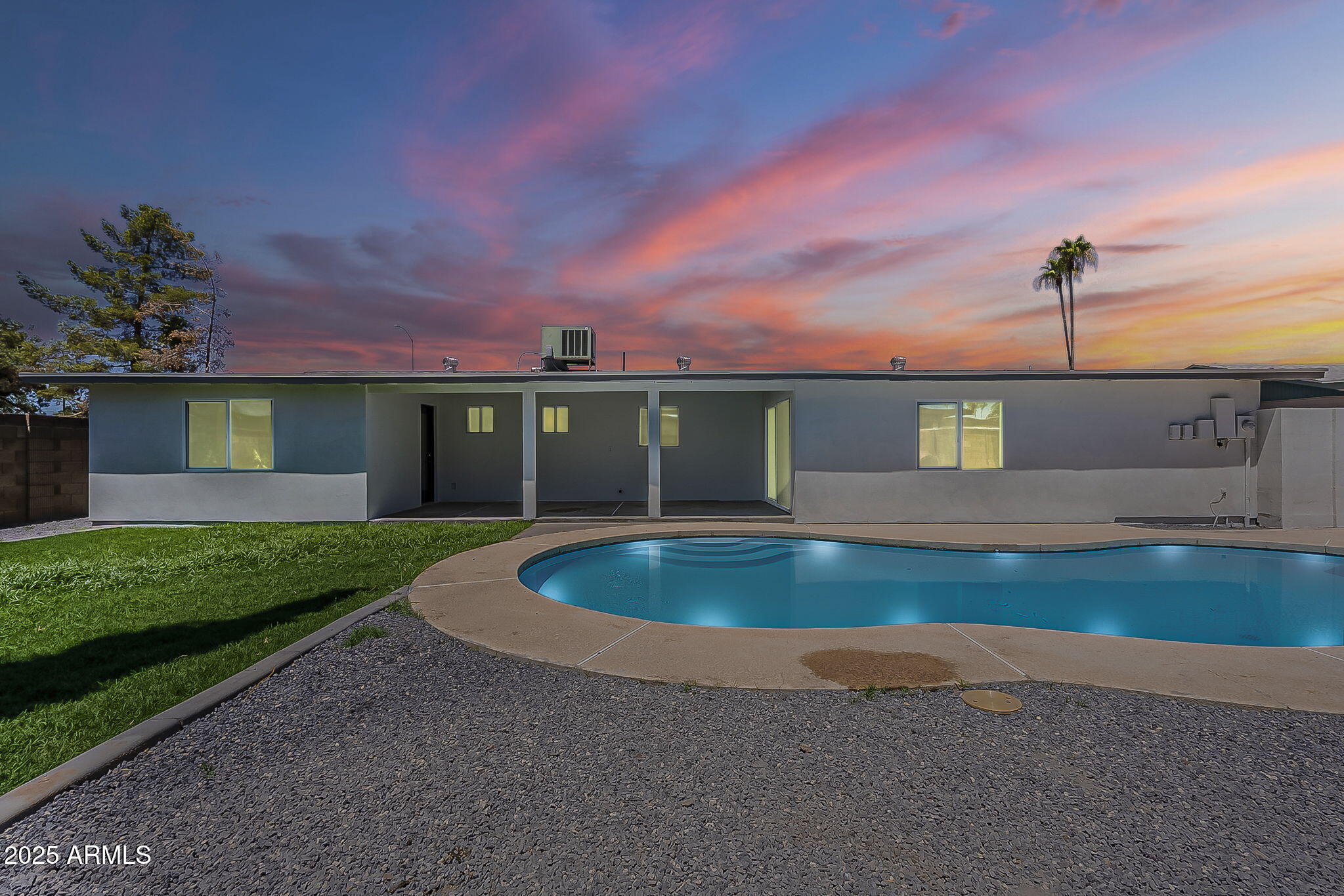 727 N BEVERLY --