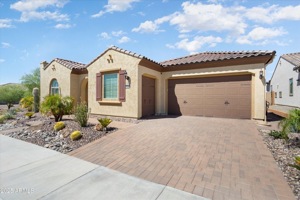 Photo of 27396 W Escuda Drive, Buckeye, AZ 85396 (MLS # 6918709)