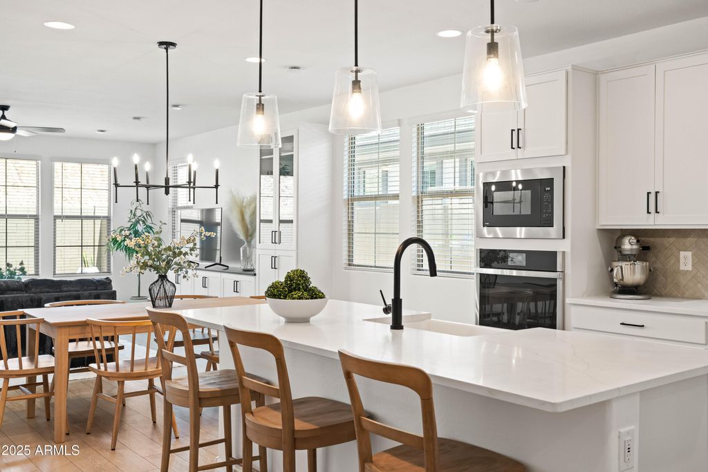 Photo of 1350 W Macaw Drive, Queen Creek, AZ 85140 (MLS # 6962780)