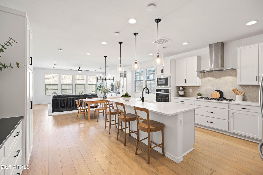 Photo of 1350 W Macaw Drive, Queen Creek, AZ 85140 (MLS # 6962780)