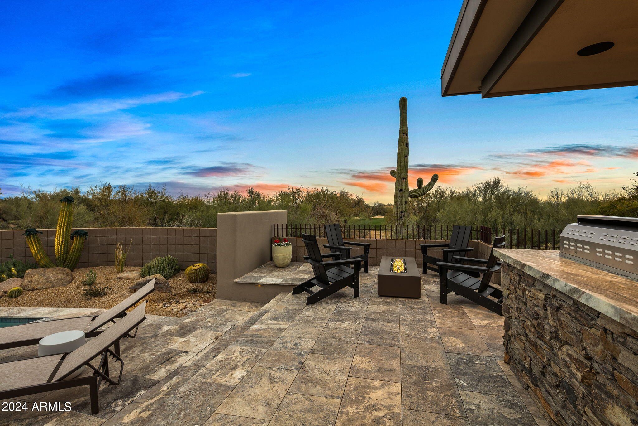 DESERT MOUNTAIN - Residential