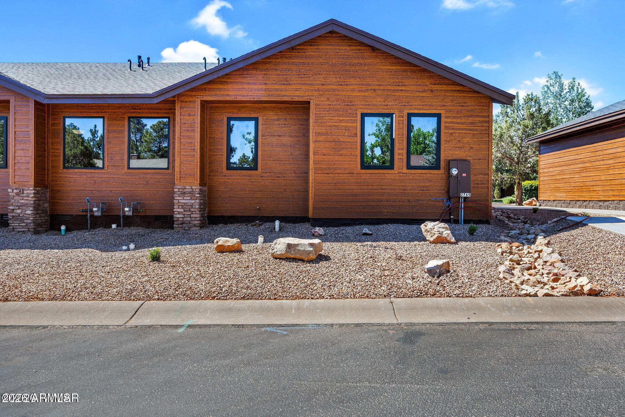 2765 W VILLA Loop