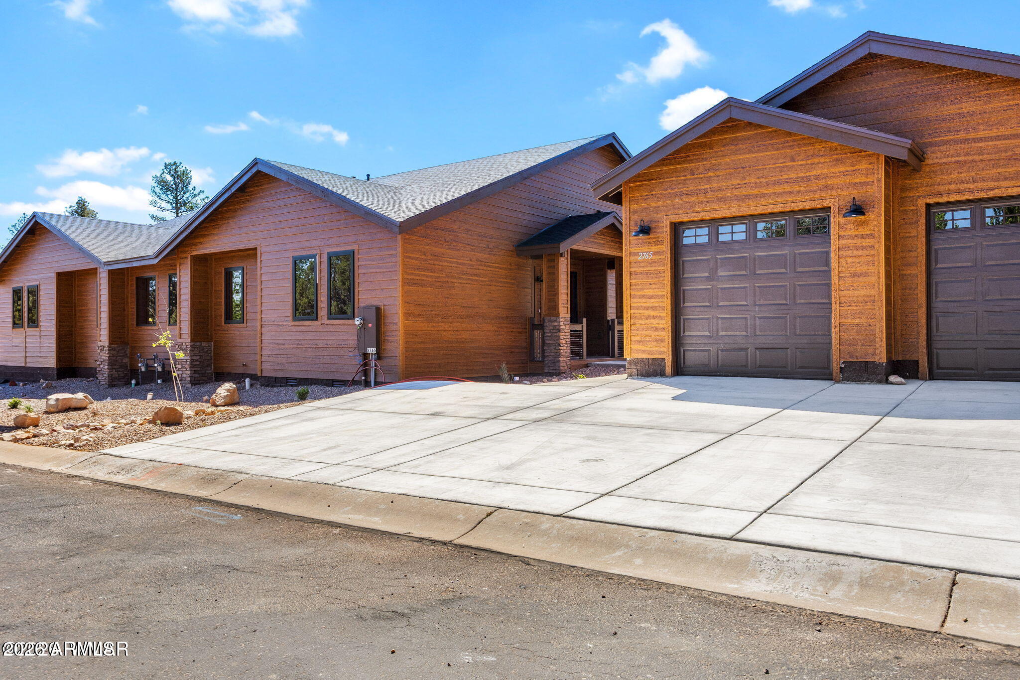 2765 W VILLA Loop