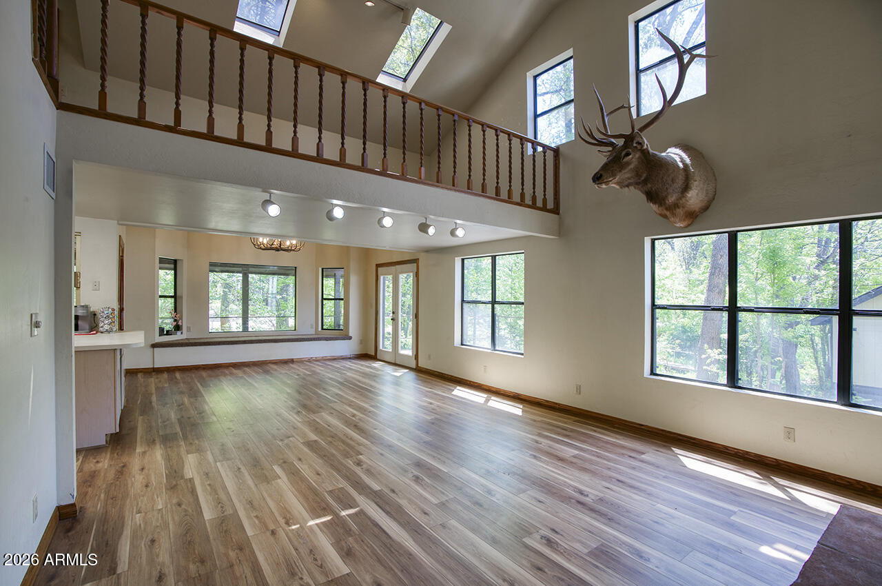 387 W COLUMBINE Road