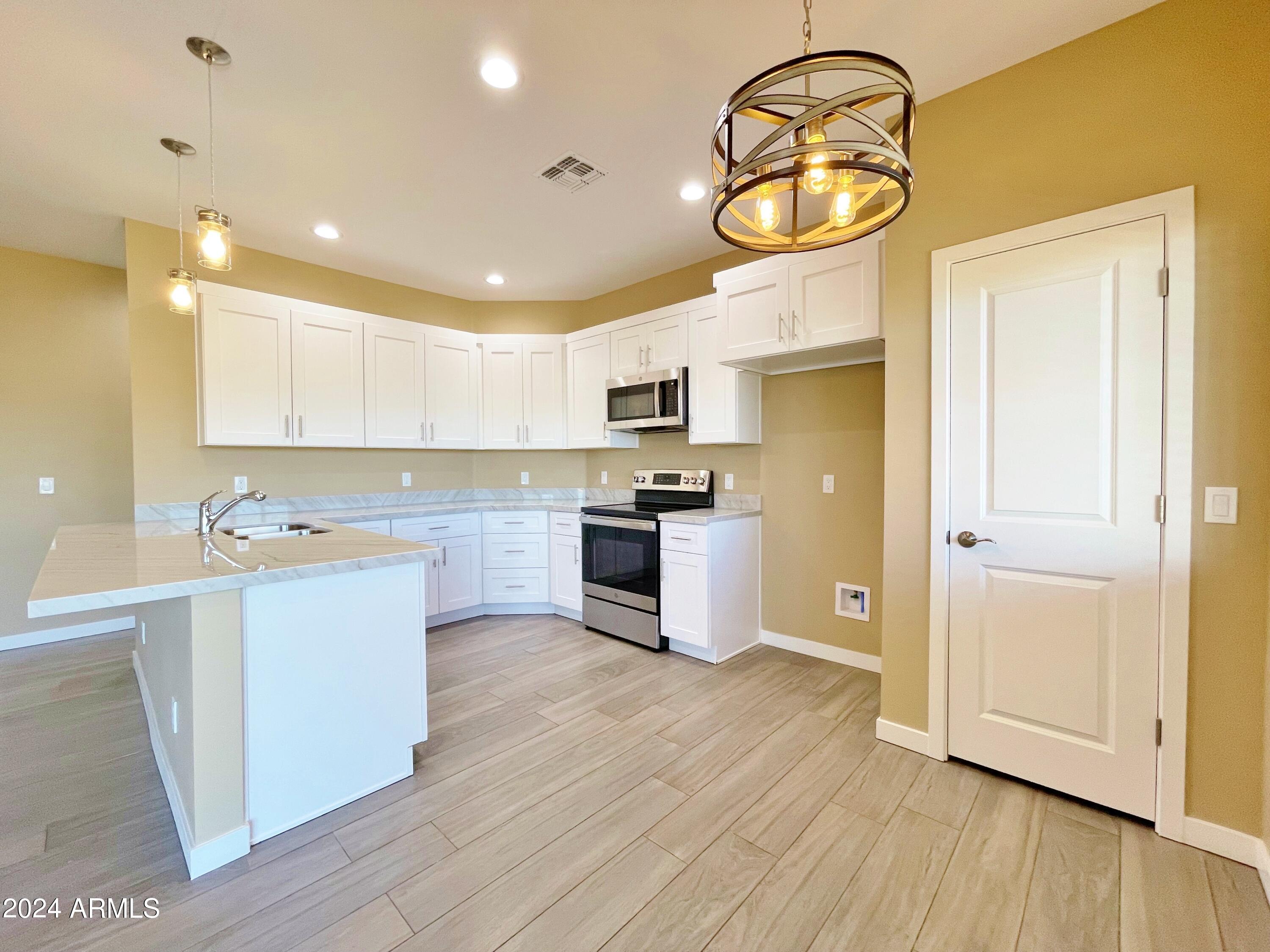 ARIZONA CITY UNIT TWELVE - Residential