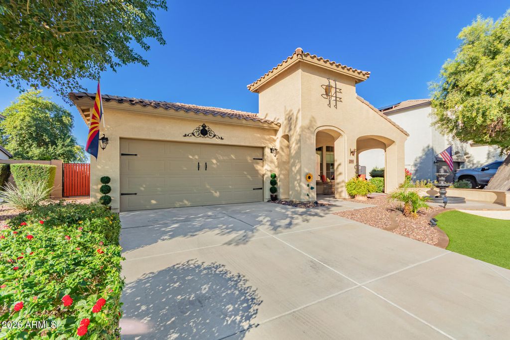 Photo of 5044 S Key Biscayne Drive, Gilbert, AZ 85298 (MLS # 6989025)