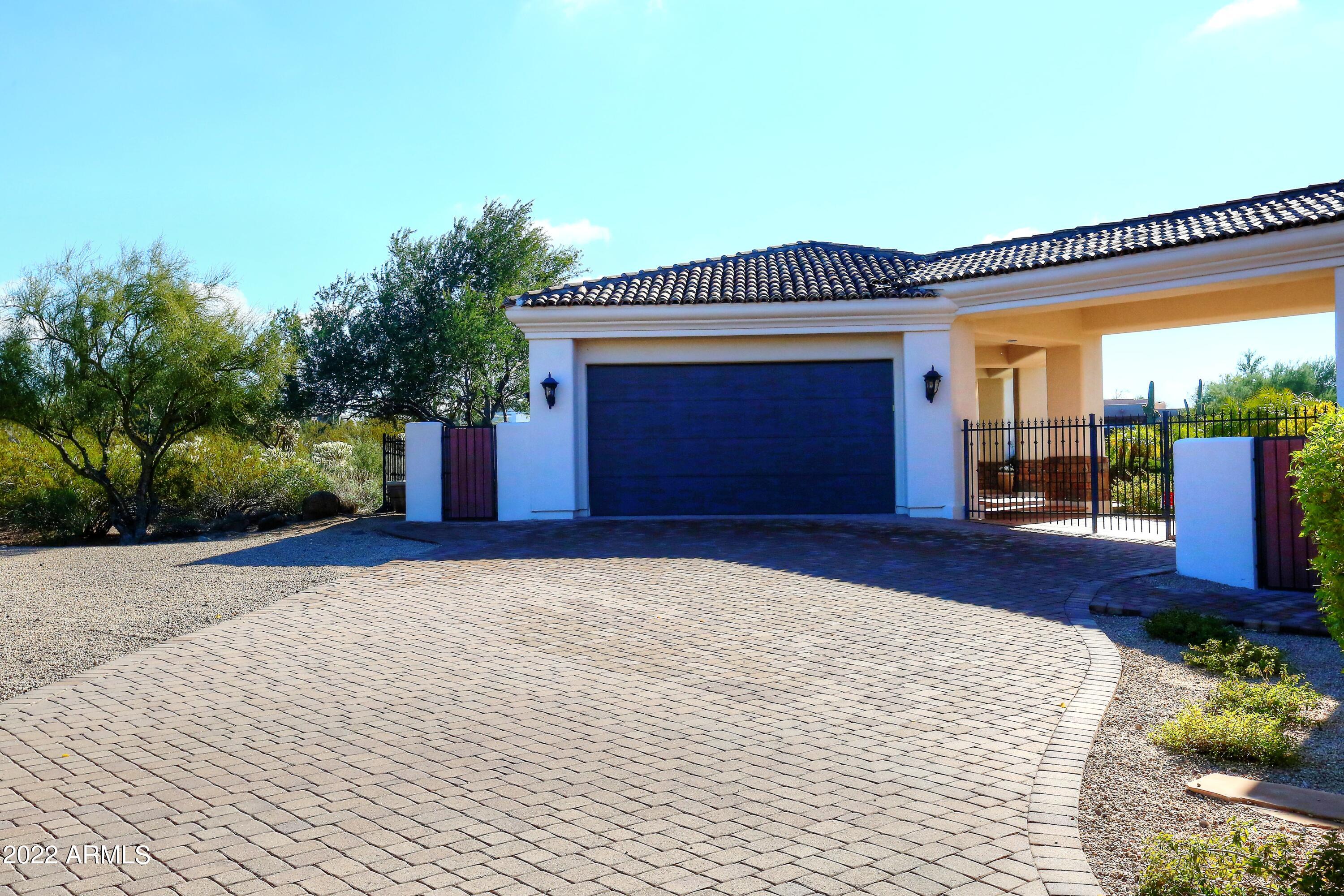 LAS SENDAS - Residential