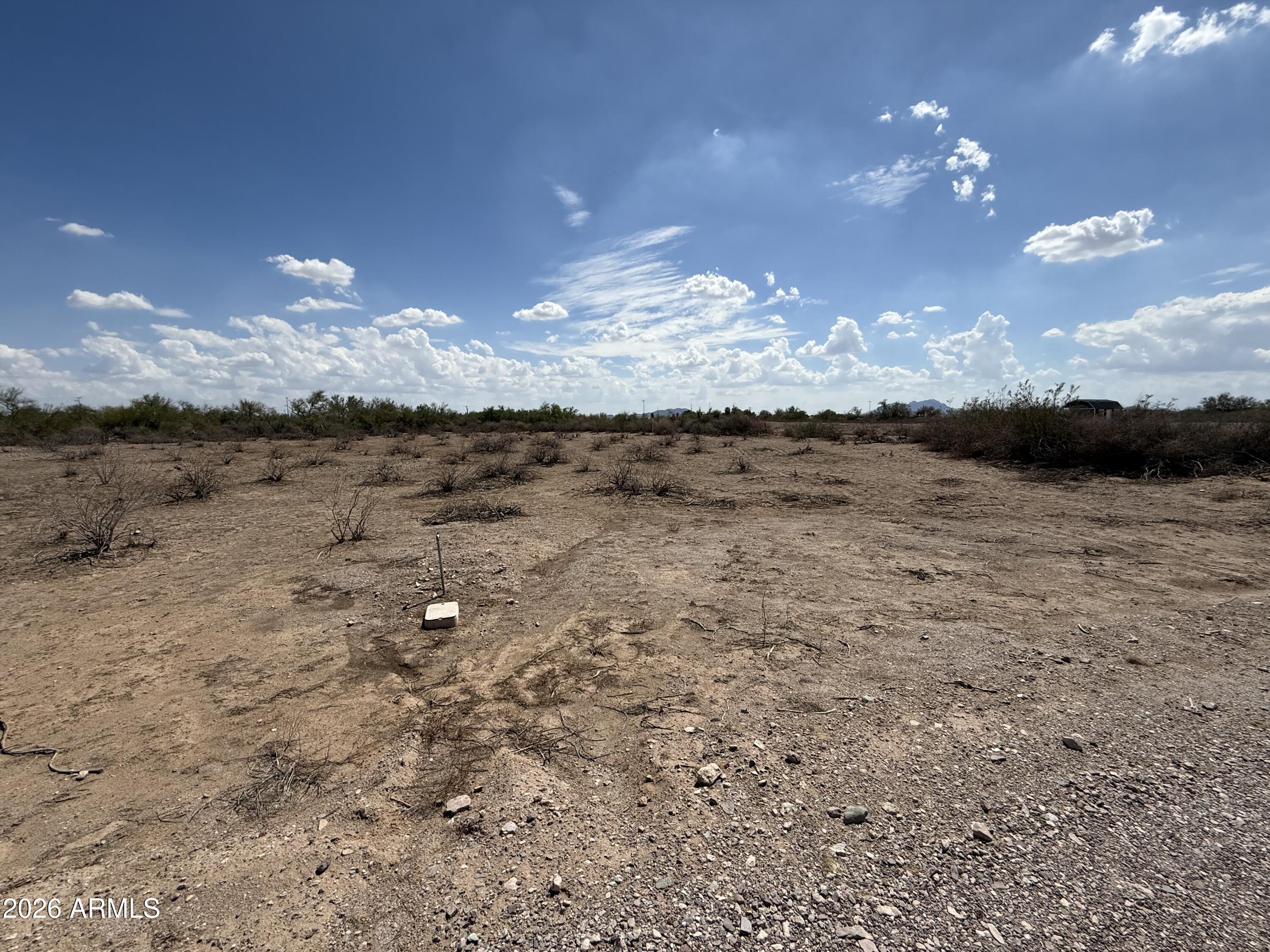 390XX E Orangewood Road N _